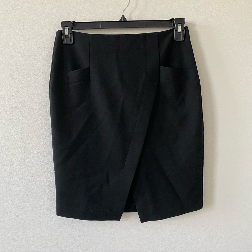 Ann Taylor LOFT Women’s Black Skirt GUC